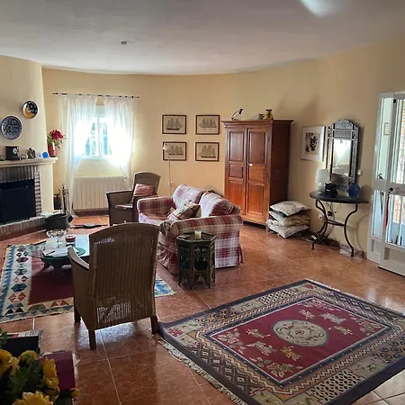 Casa Del Monte Cazador * 카디스
