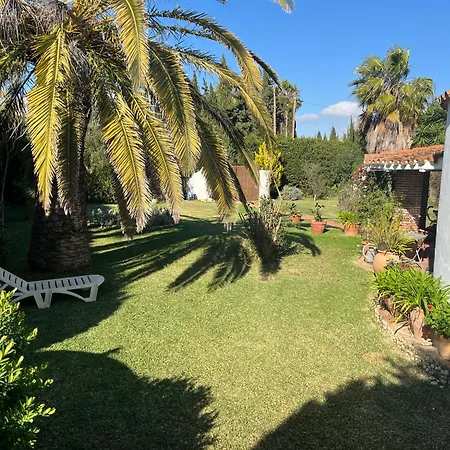 Casa Del Monte Cazador Chalet